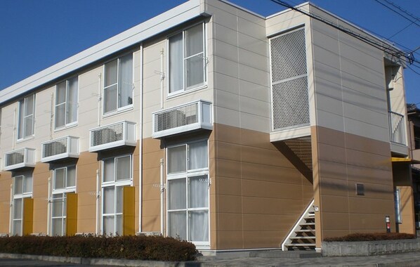 レオパレス広瀬の物件外観写真